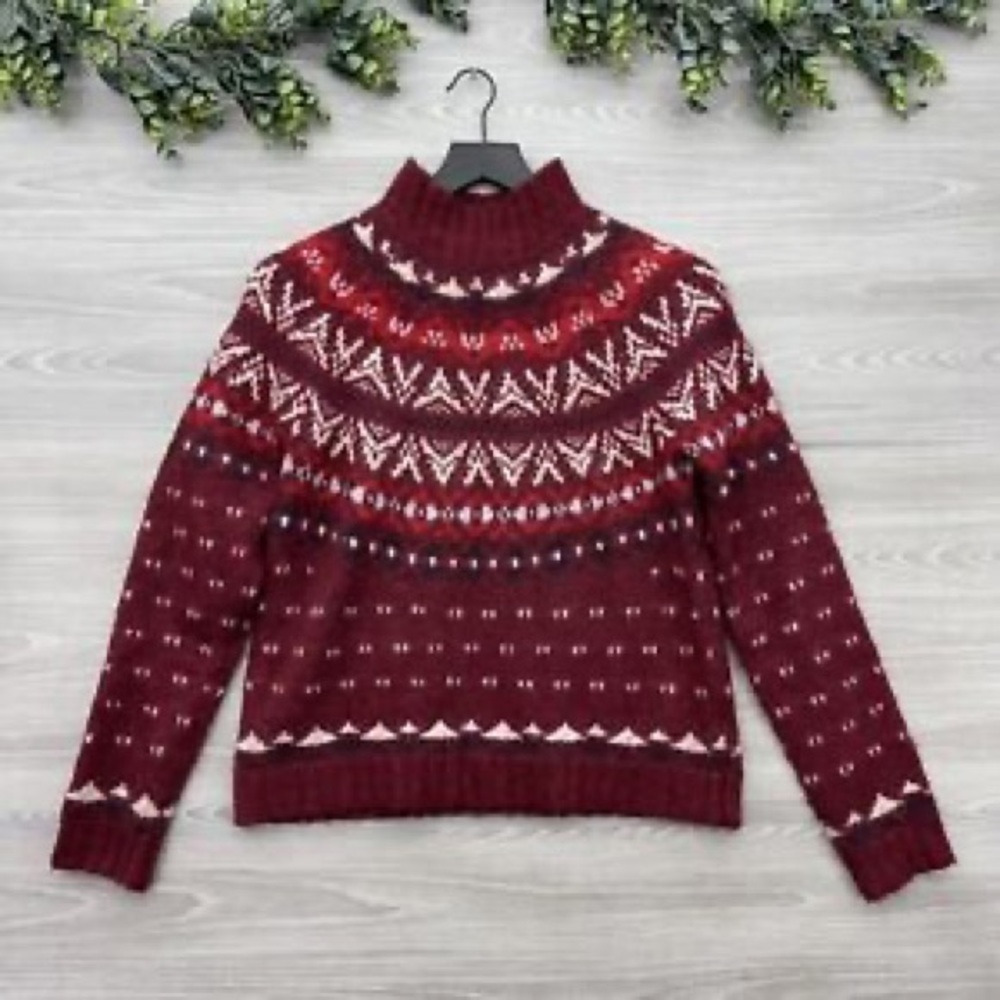 NWT Women’s Nordic Print Burgundy Sweater Size S American Eagle